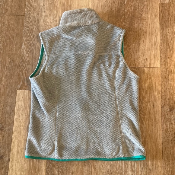 Patagonia Retool Light Gray Vest with Teal Highlights - Picture 2 of 6